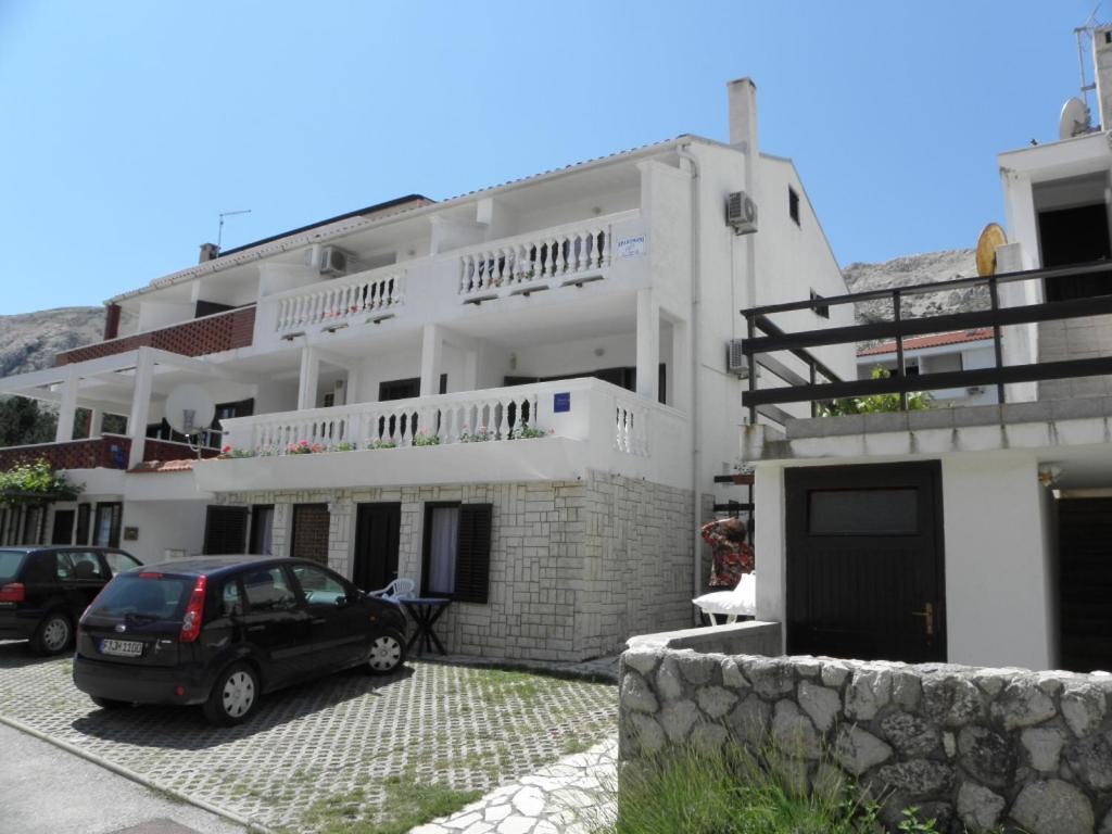 Apartments Milan In Baska Esterno foto