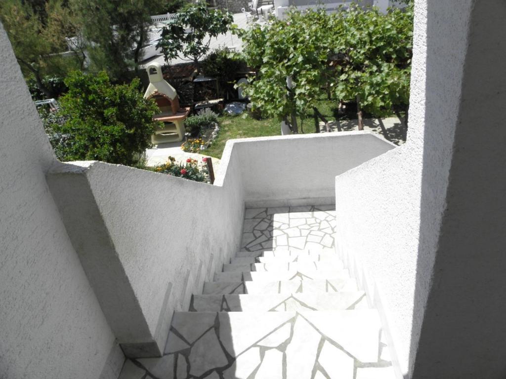 Apartments Milan In Baska Esterno foto